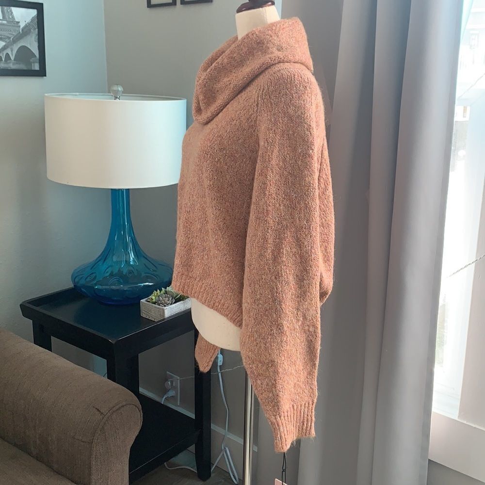 Sincerely Jules Turtleneck/Cowl neck Crop Sweater sz med - Picture 2 of 11